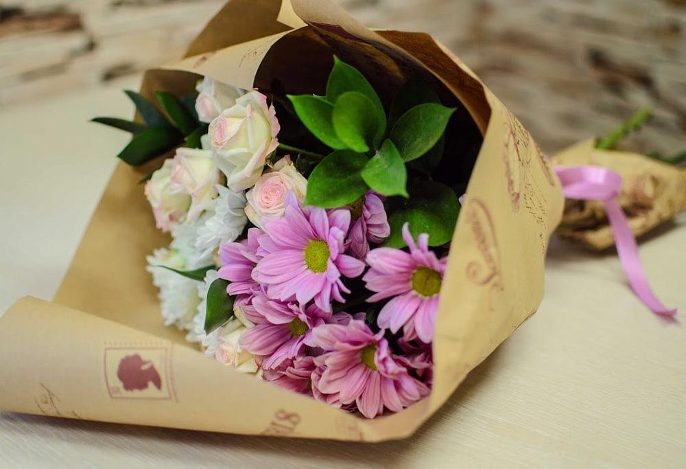 Букет цветов из: Розы и Хризантемы в Запорожской