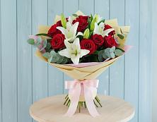 Букет цветов из:  Лилии и Розы в Запорожской