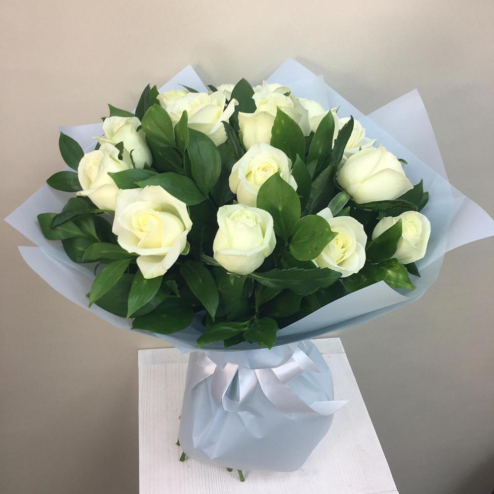 Букет 15 Белых роз Проуд в Запорожской