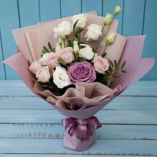 Букет цветов из:  Розы и Лизиантусы в Запорожской