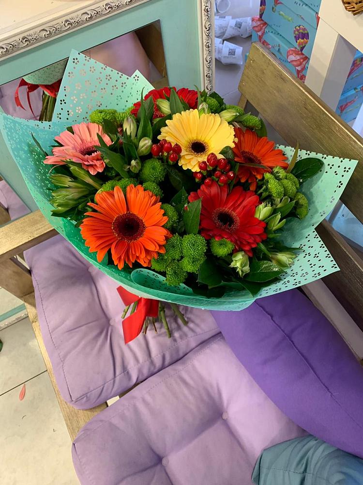 Букет цветов из: Герберы, Хризантемы и Альстромерии в Запорожской