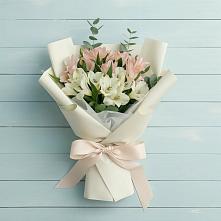 Букет цветов из:  Альстромерии в Запорожской