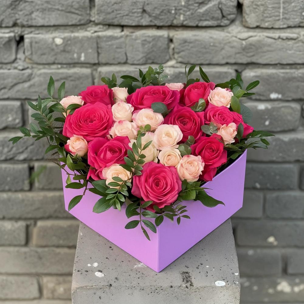 Цветочная композиция из Розы в коробке в Запорожской