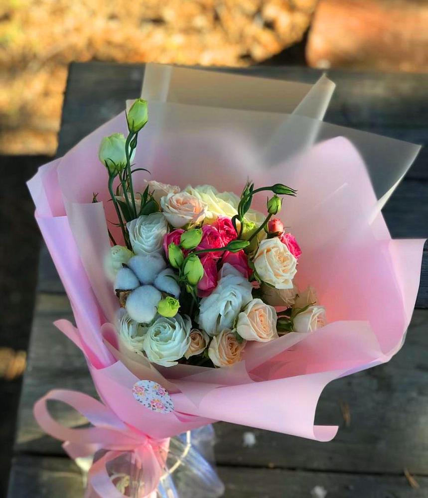 Букет цветов из: Розы и Лизиантусы в Запорожской