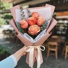 Букет цветов из:  Розы в Запорожской