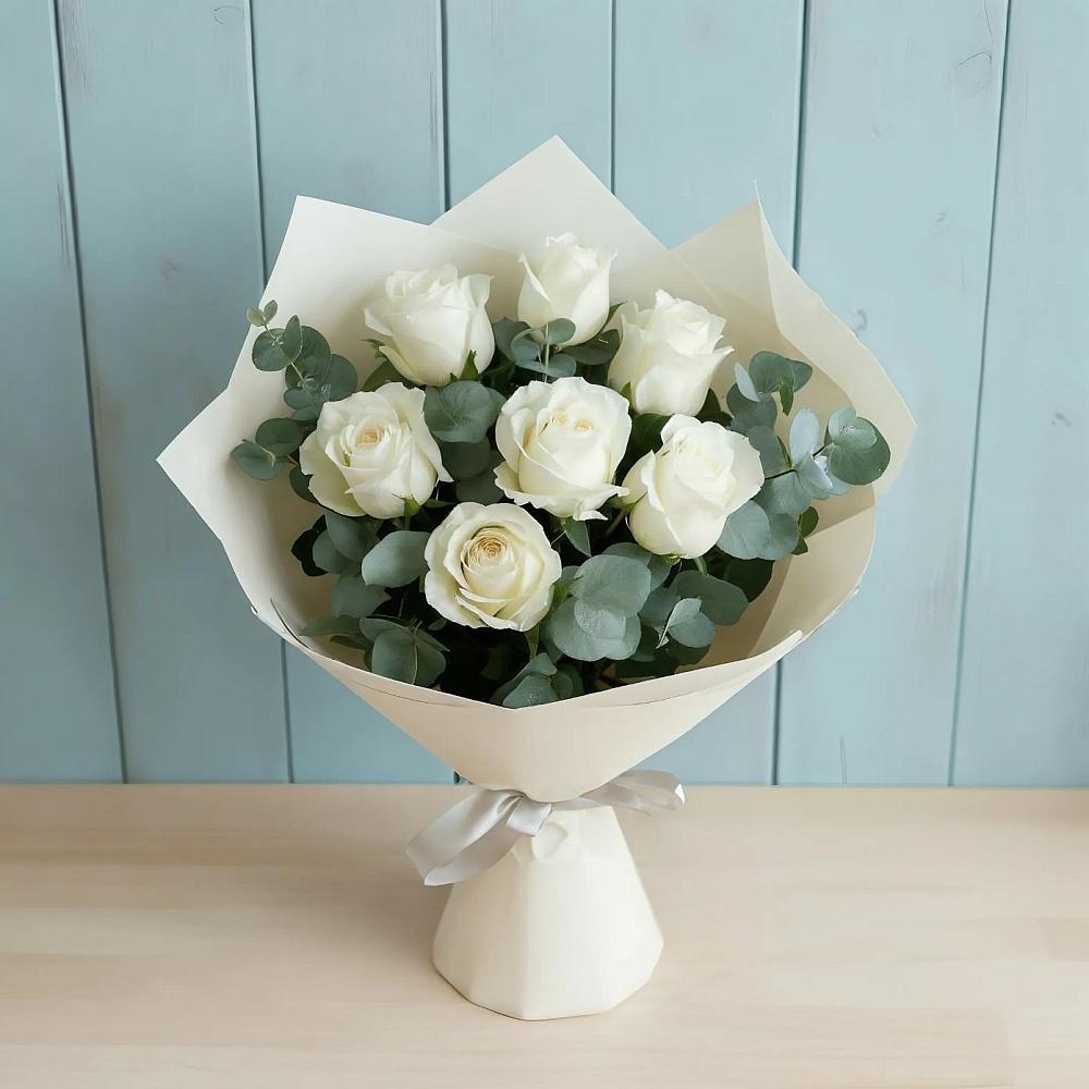 Букет Белые розы в Эвкалипте в Запорожской
