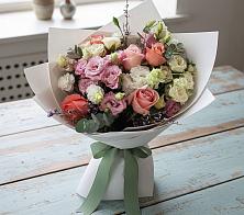 Букет цветов из:  Розы, Лизиантусы и Гвоздики #REPLACE_PRED# Запорожской