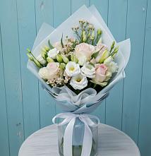 Букет цветов из:  Розы и Лизиантусы #REPLACE_PRED# Запорожской