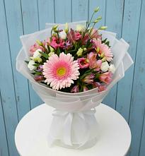 Букет цветов из:  Герберы, Альстромерии и Лизиантусы в Запорожской