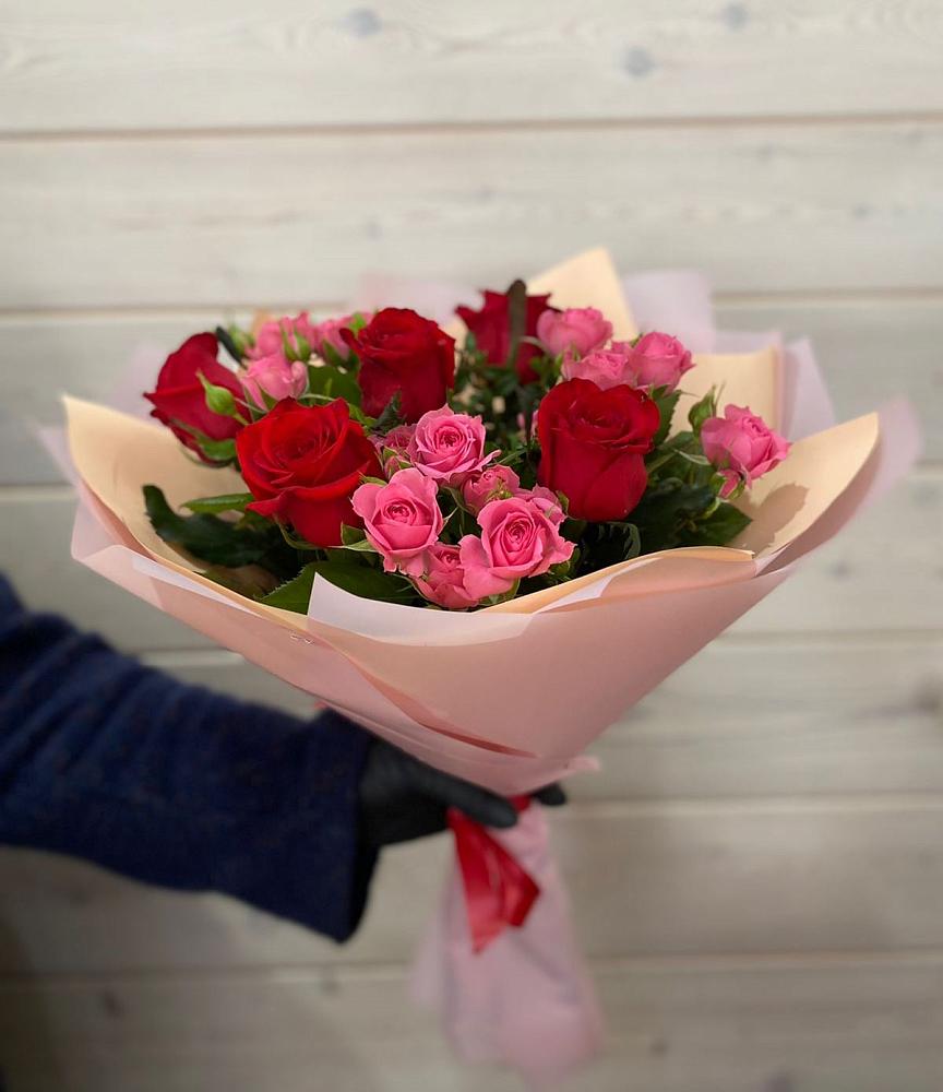 Букет цветов из: Розы в Запорожской