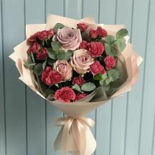 Букет цветов из:  Гвоздики и Розы в Запорожской