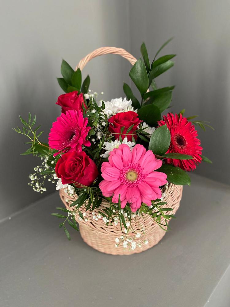 Цветочная композиция из Розы, Хризантемы и Герберы в корзине в Запорожской